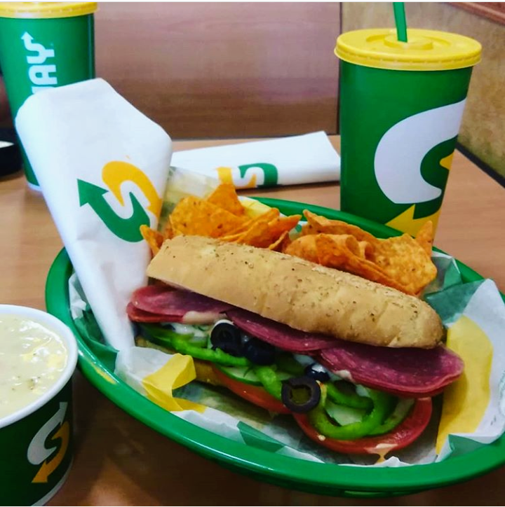 Subway | restaurant | 32831 Fort St, Rockwood, MI 48172, USA | 7343793663 OR +1 734-379-3663