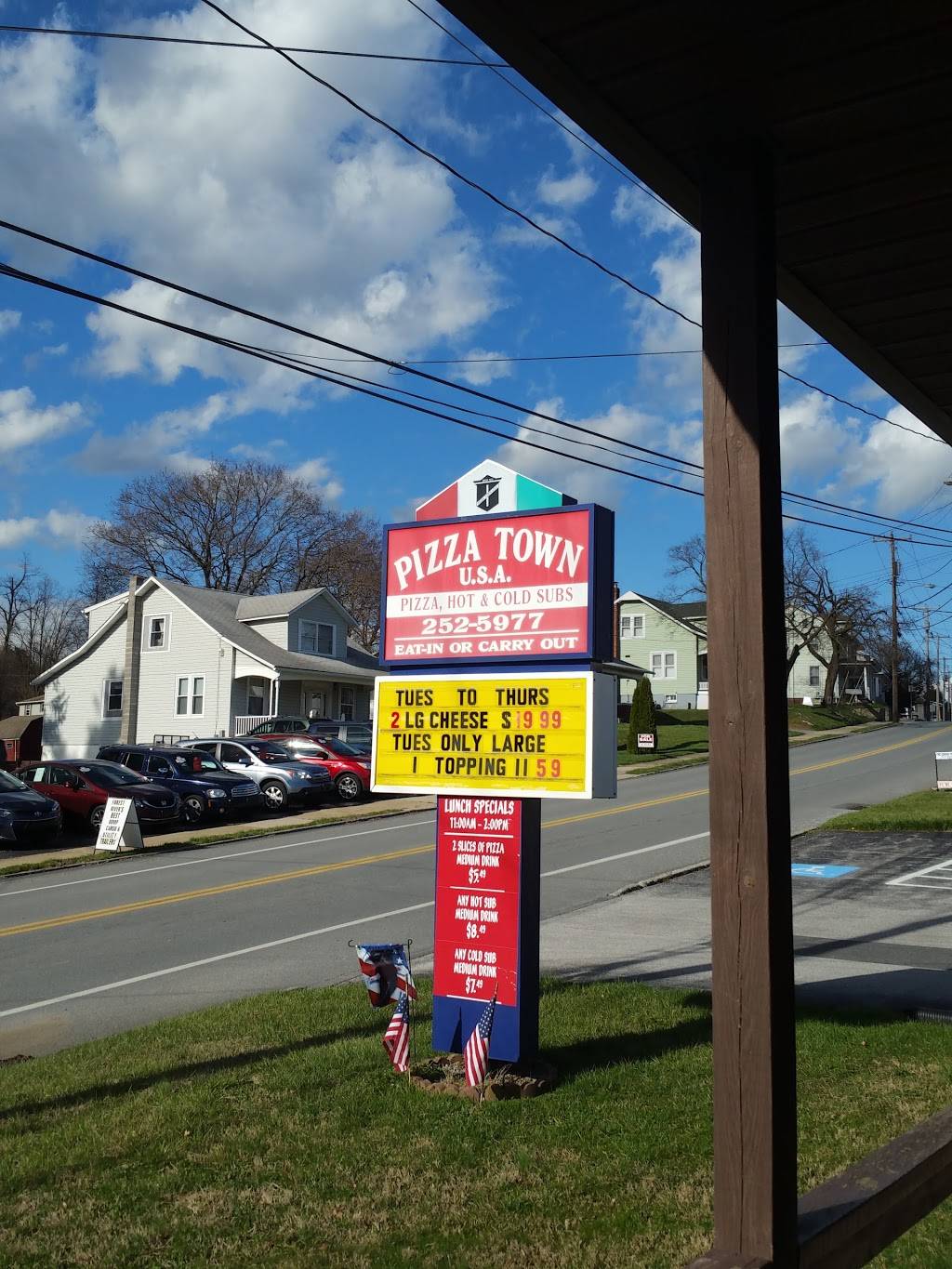 Pizza Town USA | restaurant | 50 W Maple St, East Prospect, PA 17317, USA | 7172525977 OR +1 717-252-5977