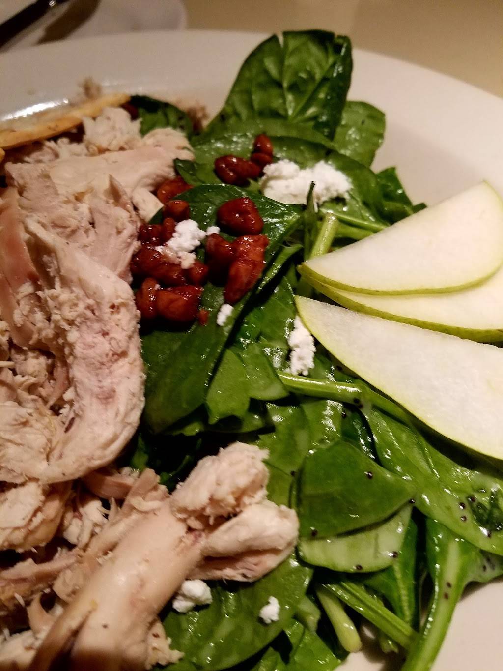 Lucky 32 Southern Kitchen | restaurant | 1421 Westover Terrace, Greensboro, NC 27408, USA | 3363700707 OR +1 336-370-0707