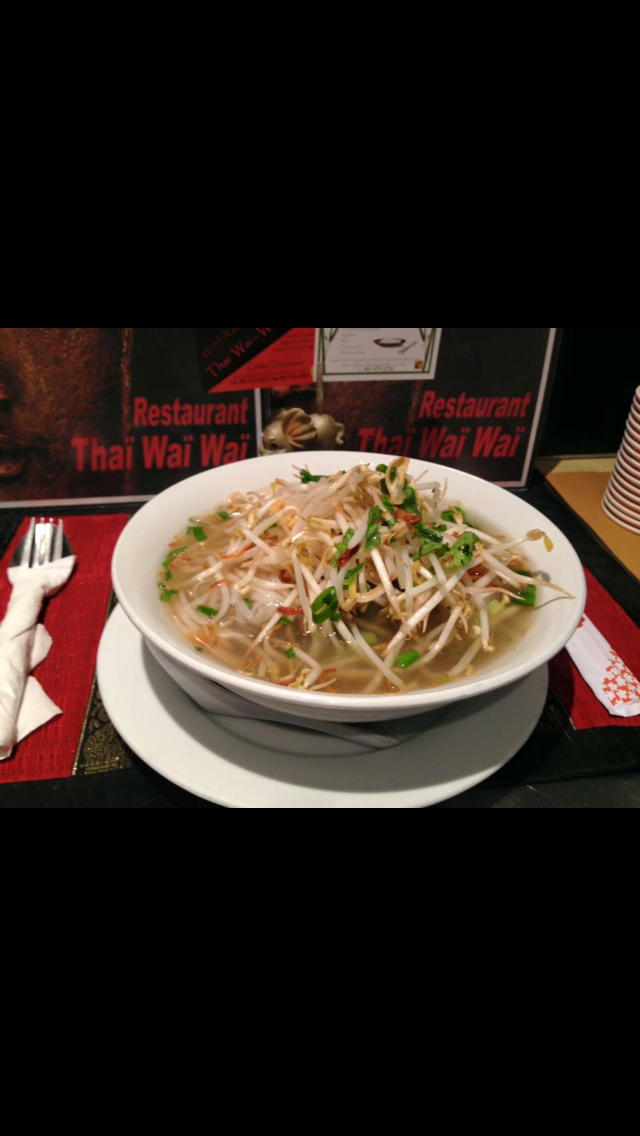 Restaurant Thai Wai Wai | restaurant | 116 Rue Cockburn, Drummondville, QC J2C 4K9, Canada | 8194721275 OR +1 819-472-1275