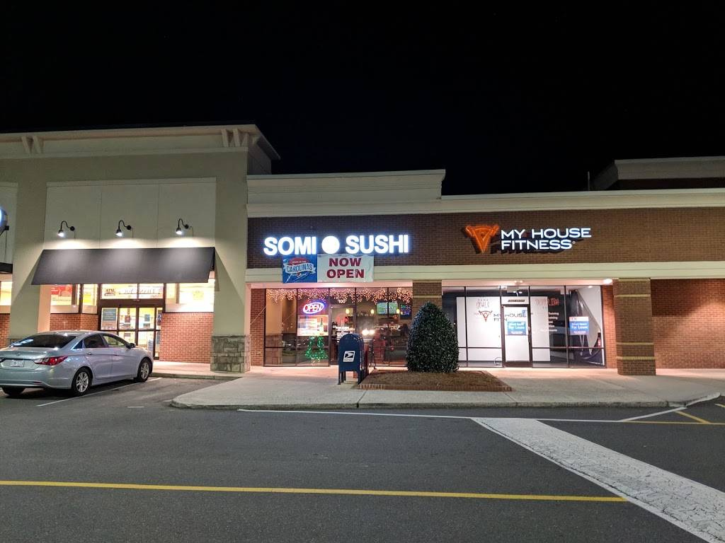 Somi Sushi | restaurant | 3104 Weddington Rd #100, Matthews, NC 28105, USA | 9802457024 OR +1 980-245-7024