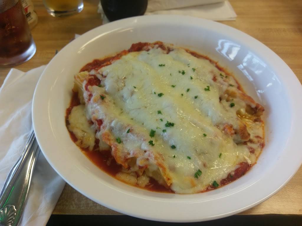 Ciros Deli & Pizzeria | restaurant | FL-84, Davie, FL 33324, USA | 9544742165 OR +1 954-474-2165