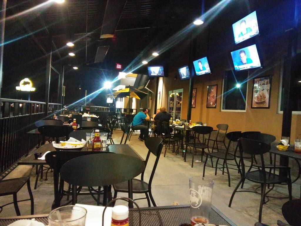 Buffalo Wild Wings | restaurant | 2410 US Hwy 70 SE, Hickory, NC 28602, USA | 8283231016 OR +1 828-323-1016