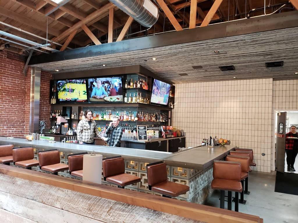 The Crack Shack - Pasadena | restaurant | 30 W Green St, Pasadena, CA 91105, USA | 4249010077 OR +1 424-901-0077