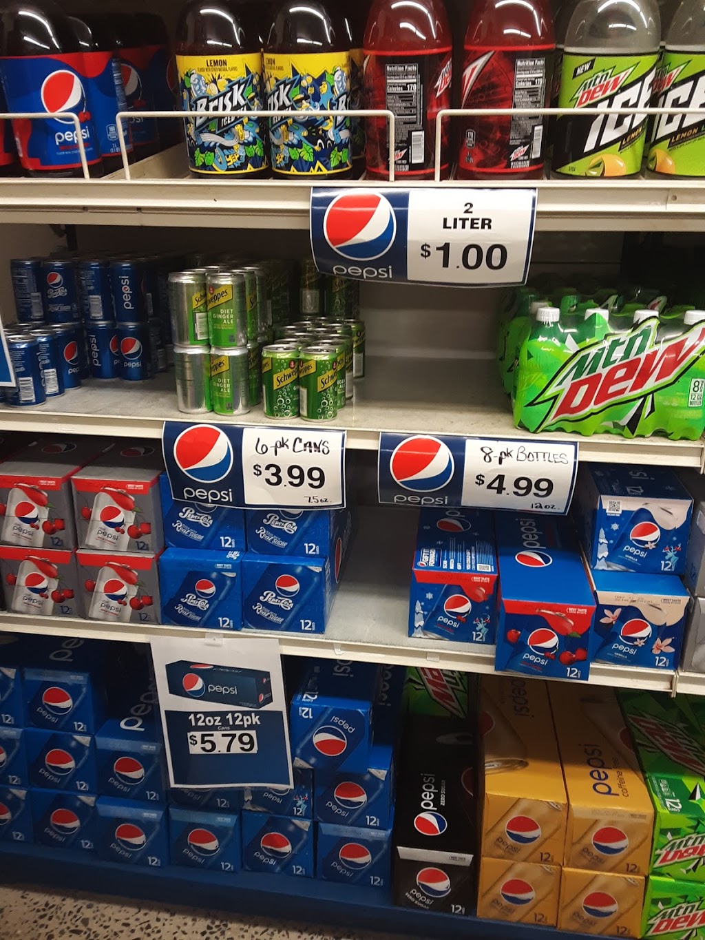 Ernst Market | restaurant | 11650 Dam Number 5 Rd, Clear Spring, MD 21722, USA | 3018422292 OR +1 301-842-2292