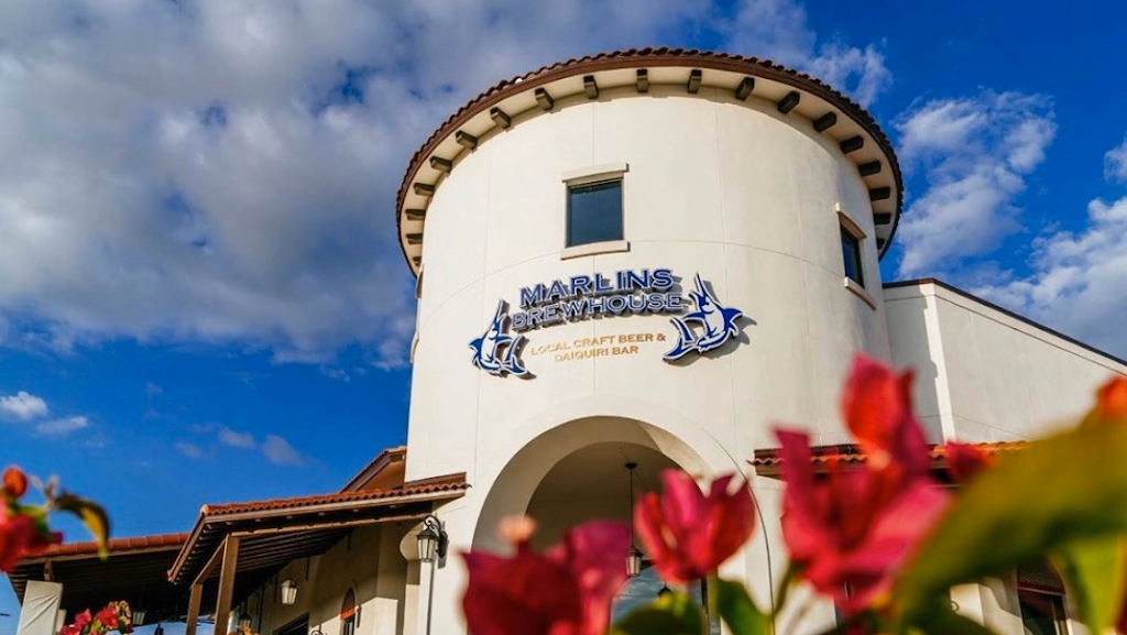 Marlins Brewhouse University Village | restaurant | 19800 Village Center Dr Suite 235, Fort Myers, FL 33913, USA | 2397906573 OR +1 239-790-6573