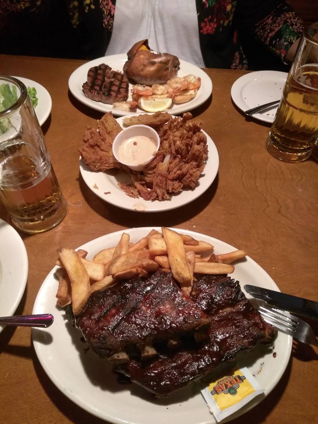 Texas Roadhouse | restaurant | 99 Garfield Ave, Cranston, RI 02920, USA | 4019441900 OR +1 401-944-1900