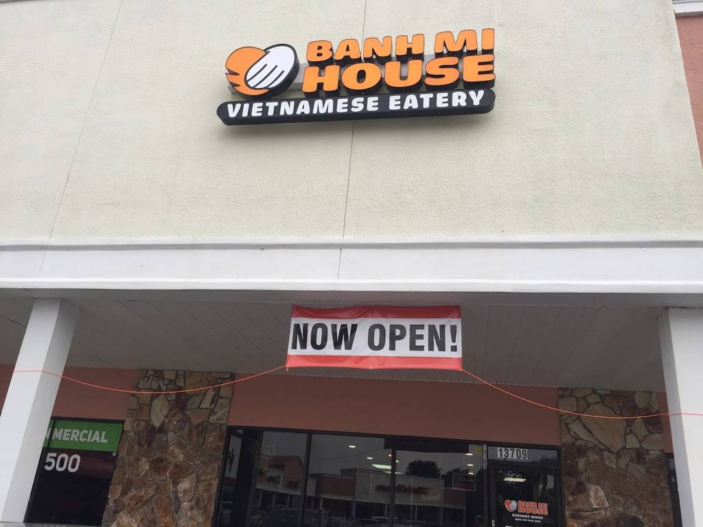 Banh Mi House | restaurant | 13709 N Dale Mabry Hwy, Tampa, FL 33618, USA | 8135597396 OR +1 813-559-7396
