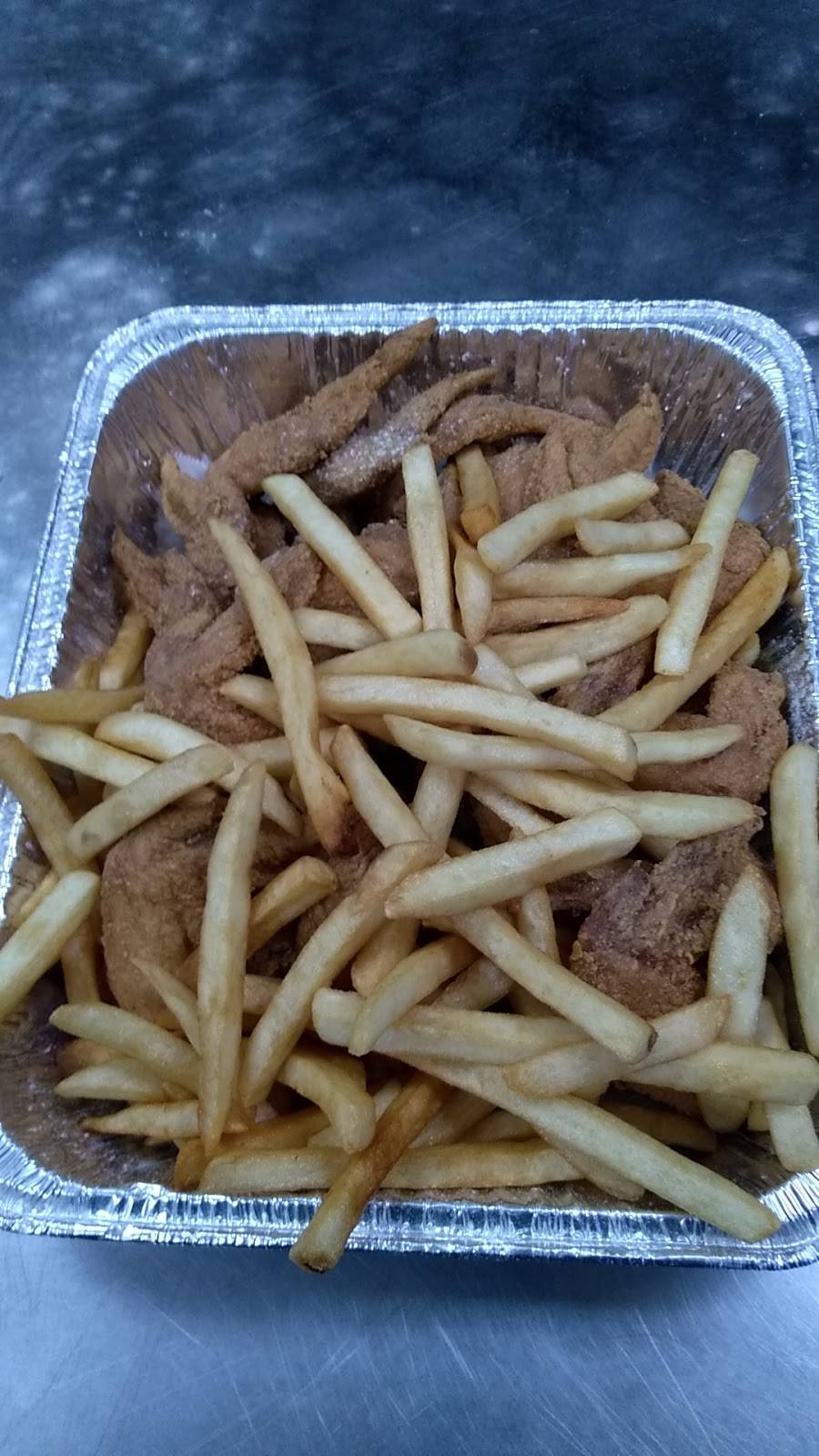 Sharks Fish & Chicken | restaurant | 7122 S Vincennes Ave, Chicago, IL 60621, USA | 7734888908 OR +1 773-488-8908