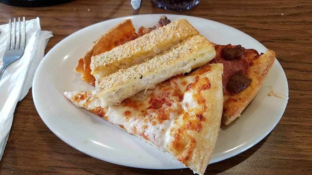 Pizza Hut | restaurant | 5897 Gall Blvd, Zephyrhills, FL 33542, USA | 8137887643 OR +1 813-788-7643