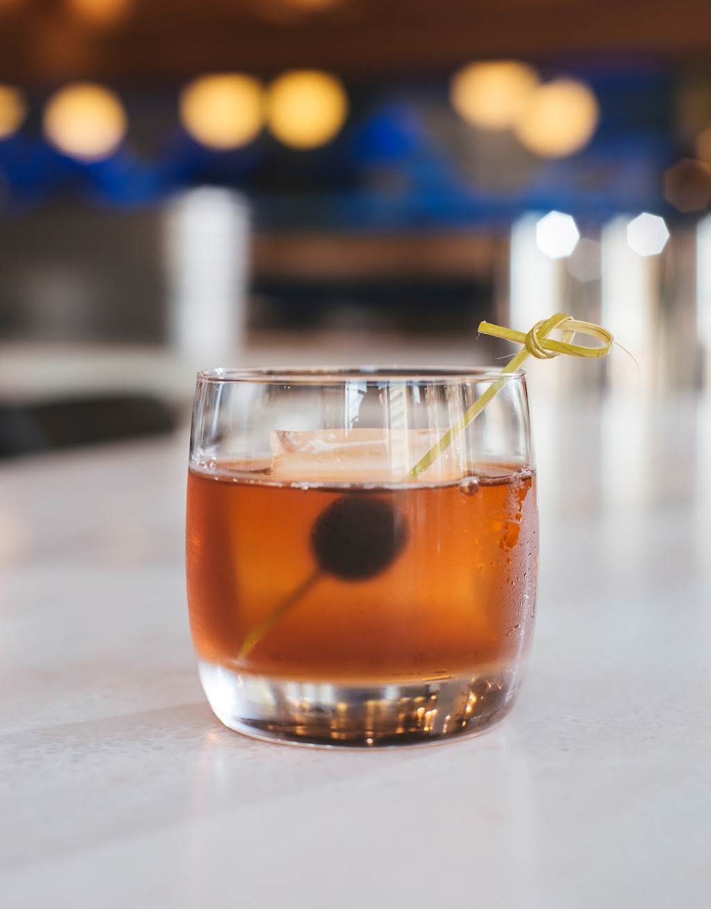 Jax Fish House & Oyster Bar | restaurant | 4814 Roanoke Pkwy, Kansas City, MO 64112, USA | 8164377940 OR +1 816-437-7940