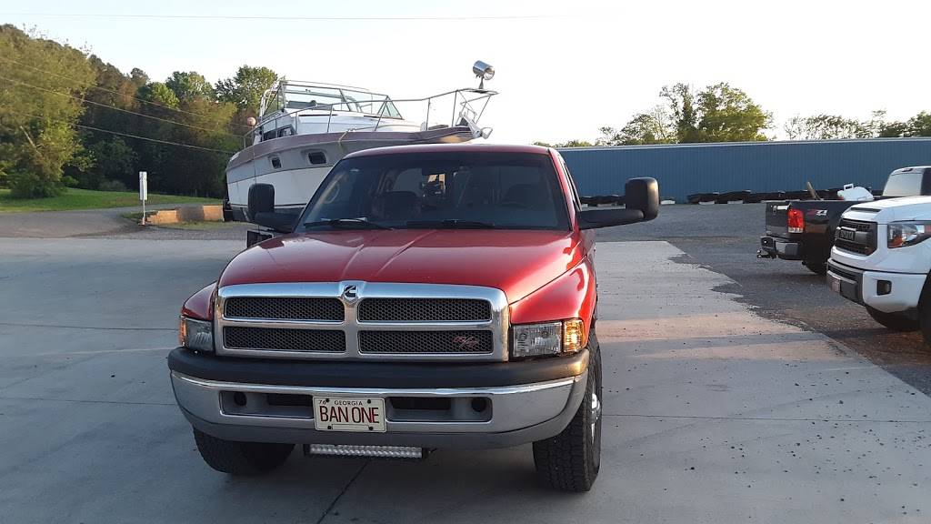 Paradise Pointe Bar & Grill | restaurant | 117 Marina Dr NW, Charleston, TN 37310, USA | 4233363368 OR +1 423-336-3368