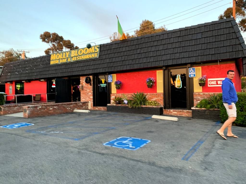Blooms Irish Pub | restaurant | 2391 S El Camino Real, San Clemente, CA 92672, USA | 9492180120 OR +1 949-218-0120