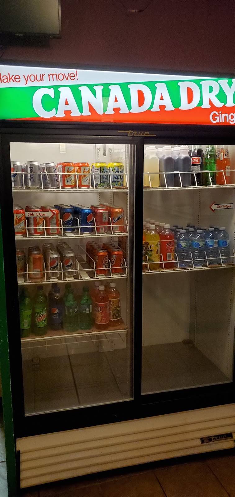 Kenedougou African Grill | restaurant | 111 W 8th St, Wilmington, DE 19801, USA | 3025437546 OR +1 302-543-7546