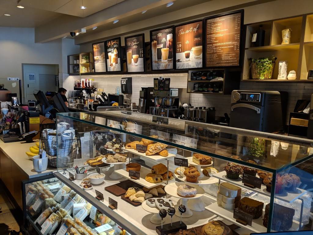 Starbucks | cafe | 5500 Grossmont Center Dr, La Mesa, CA 91942, USA | 6194692497 OR +1 619-469-2497