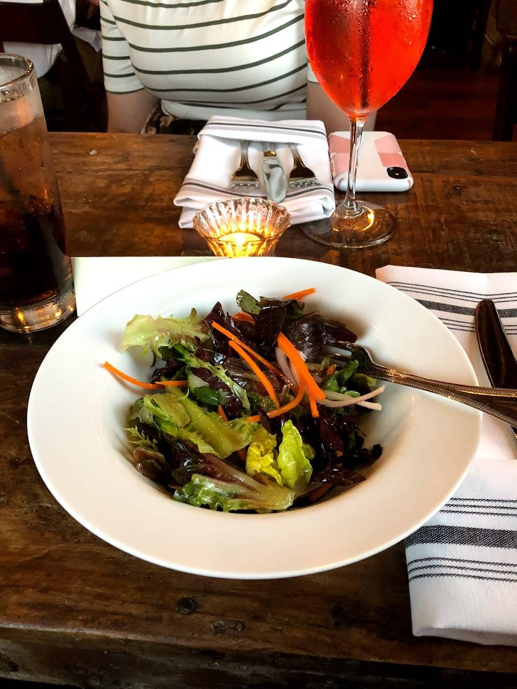 Bleu Restaurant & Lounge | restaurant | 2200 Dickinson Rd, De Pere, WI 54115, USA | 9203475000 OR +1 920-347-5000