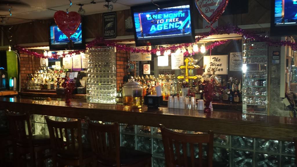 X Marks the Spot Bar and Grille | restaurant | 6364 Stenton Ave, Philadelphia, PA 19138, USA | 2154249500 OR +1 215-424-9500