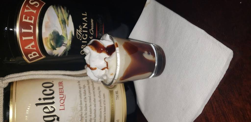 Shanes Bar & Grill | restaurant | 106 W 2nd St, Calumet, IA 51009, USA | 7122212740 OR +1 712-221-2740