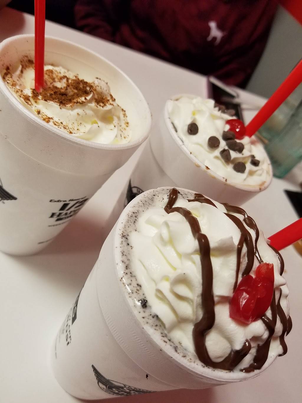 Steak n Shake | restaurant | 578 E, I-30, Rockwall, TX 75087, USA | 9727225818 OR +1 972-722-5818