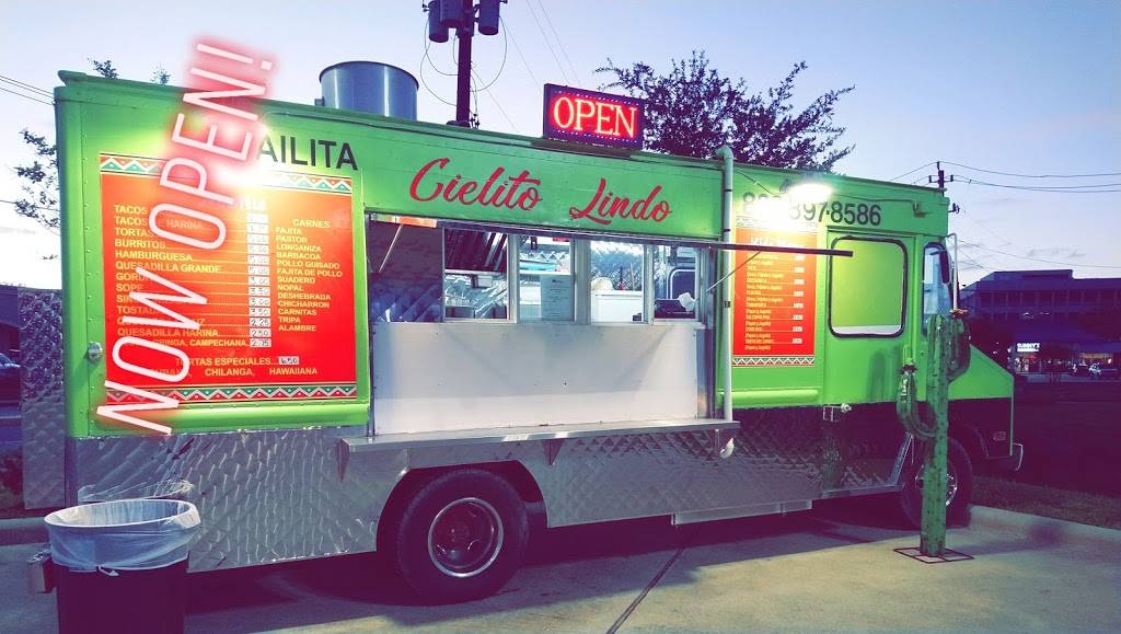 Trailita Cielito Lindo | restaurant | 18003 El Camino Real, Houston, TX 77058, USA | 8328978586 OR +1 832-897-8586