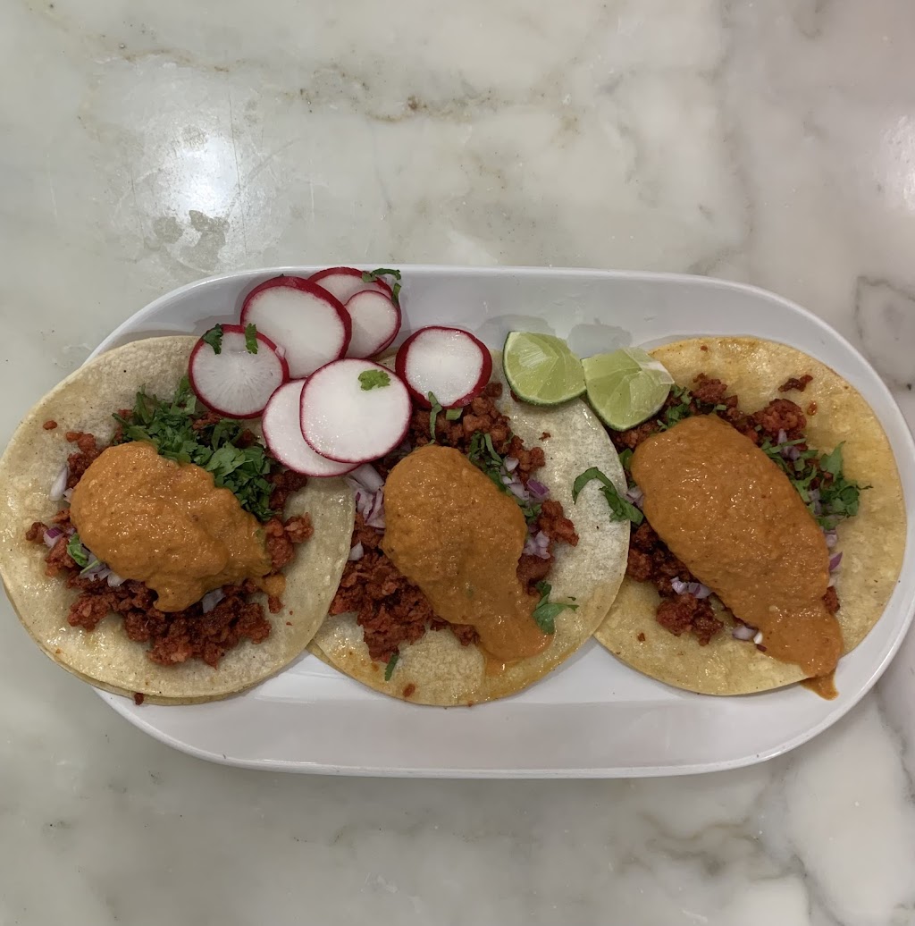 Bettys Deli Grocery | restaurant | 179 Greenpoint Ave, Brooklyn, NY 11222, USA | 3477213717 OR +1 347-721-3717