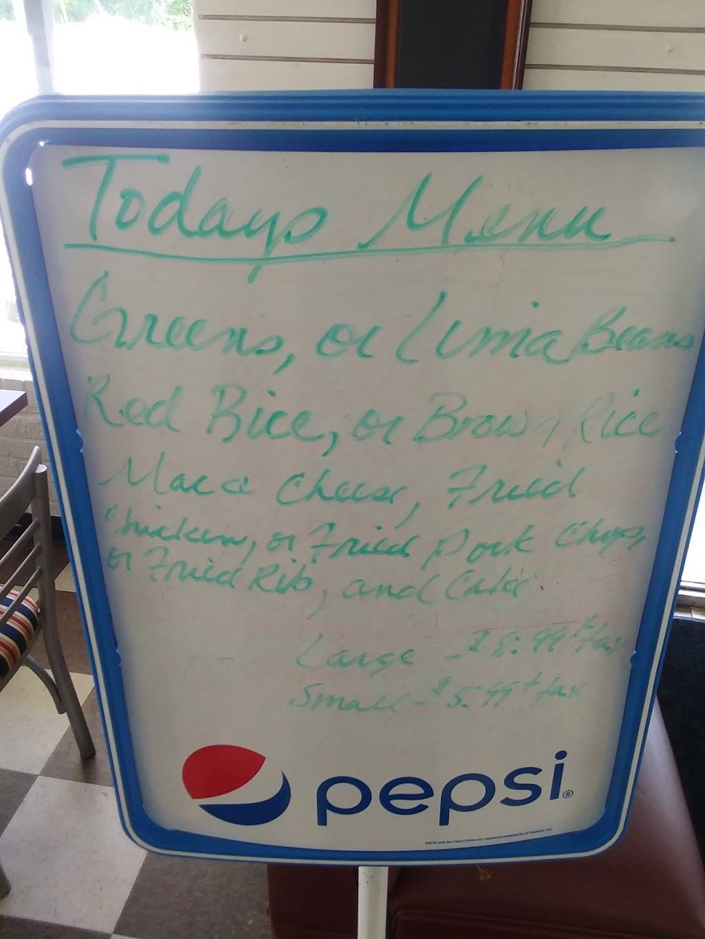 Sundays Soul food Restaurant | restaurant | 900 S Jefferies Blvd, Walterboro, SC 29488, USA | 8437823004 OR +1 843-782-3004