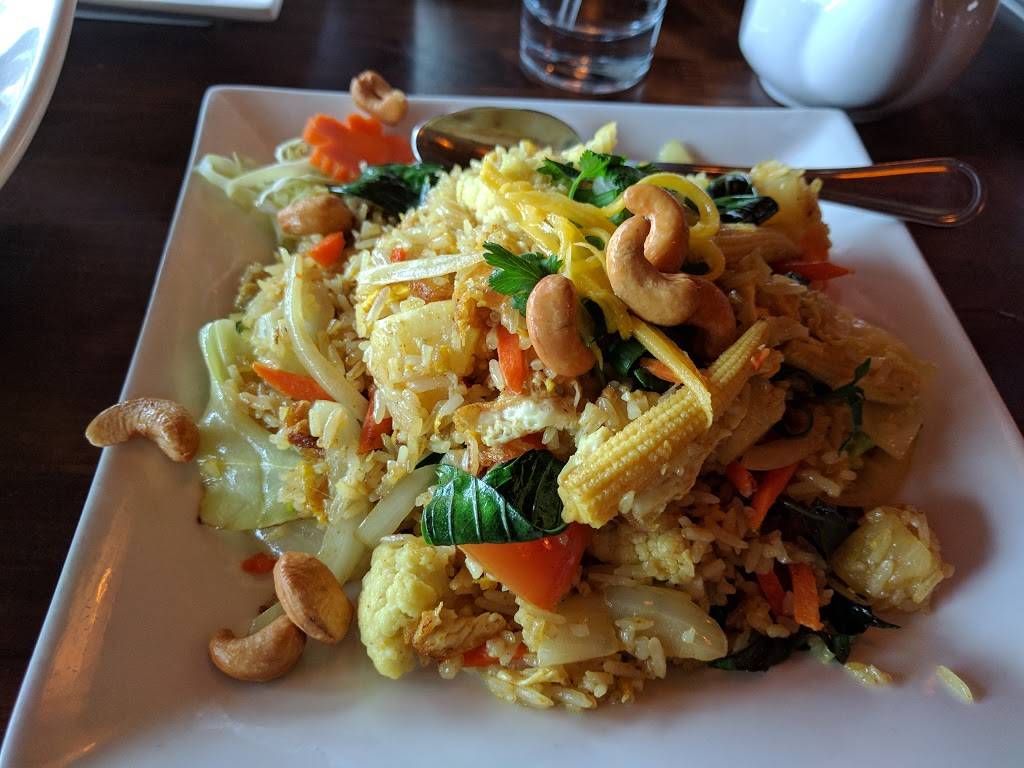 Chalerm Thai Bistro | restaurant | 1841 N High St, Lakeport, CA 95453, USA | 7072635398 OR +1 707-263-5398