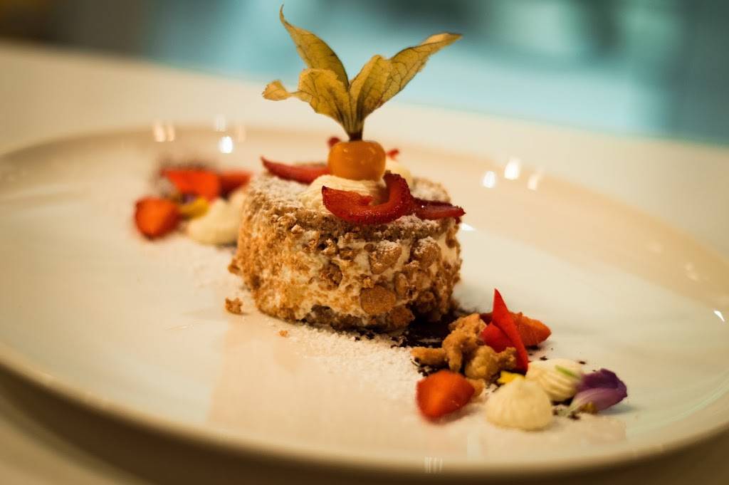 The Kings Plate | restaurant | 1700 King Rd, King City, ON L7B 0N1, Canada | 9058333328 OR +1 905-833-3328