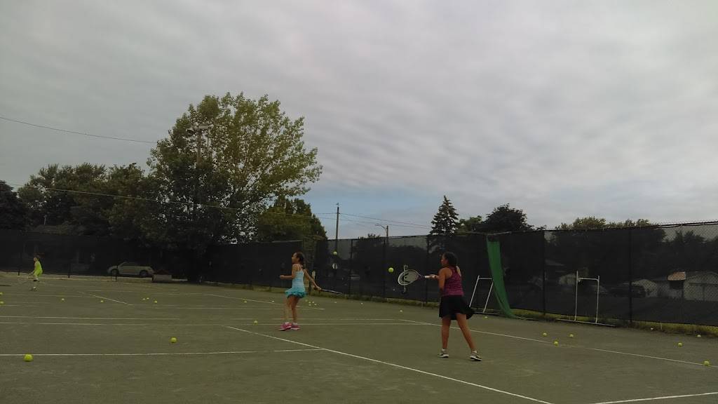 Ballhockey.com Athletic Centre | restaurant | 16 Melbourne Ave, St. Catharines, ON L2P 3J8, Canada | 9056847688 OR +1 905-684-7688