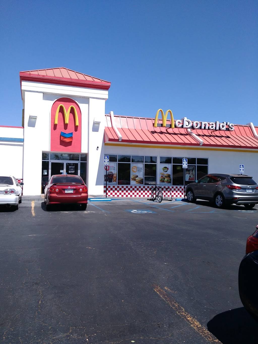 McDonalds | cafe | 430 1st Ave, Gustine, CA 95322, USA | 2098543442 OR +1 209-854-3442