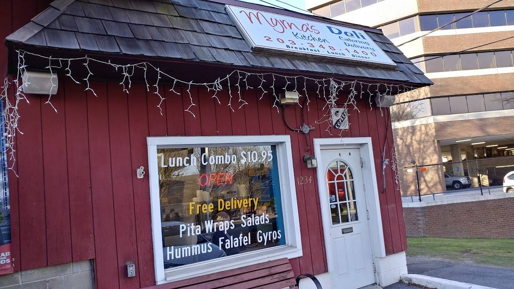 Myrnas Kitchen and Catering | restaurant | 1234 E Main St, Stamford, CT 06902, USA | 2033481400 OR +1 203-348-1400