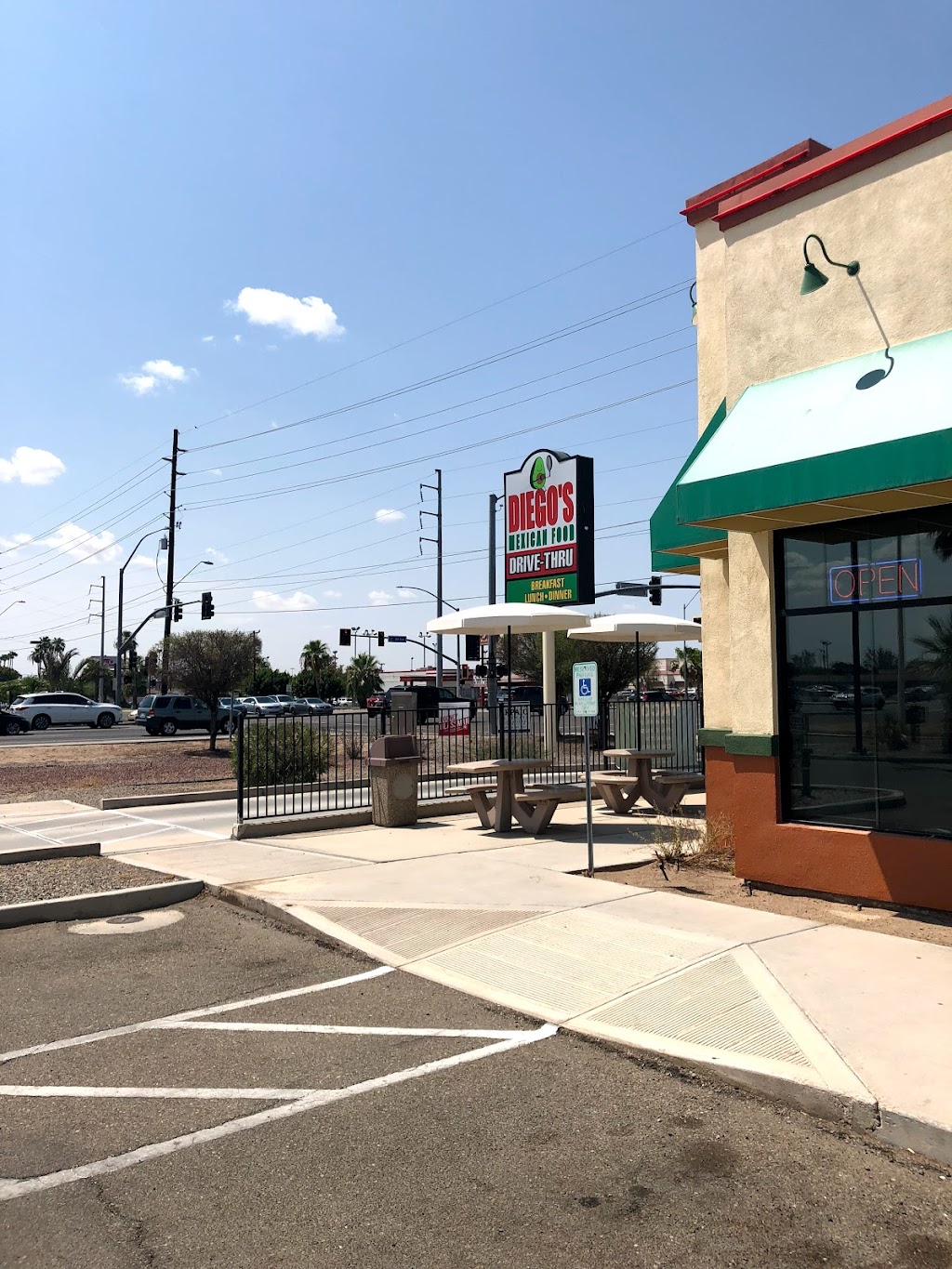 Diegos Mexican Food | restaurant | 2401 S 4th Ave, Yuma, AZ 85364, USA | 9287263320 OR +1 928-726-3320