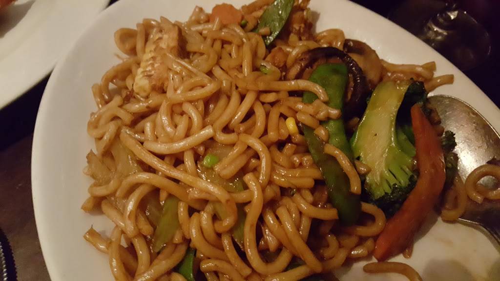 Bernards | restaurant | 55 Boylston St, Chestnut Hill, MA 02467, USA | 6177383388 OR +1 617-738-3388