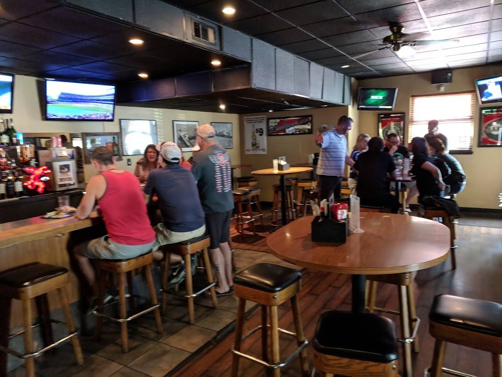 Magoos Grill of Pleasant Hill | restaurant | 1250 Contra Costa Blvd # 203, Pleasant Hill, CA 94523, USA | 9256824868 OR +1 925-682-4868