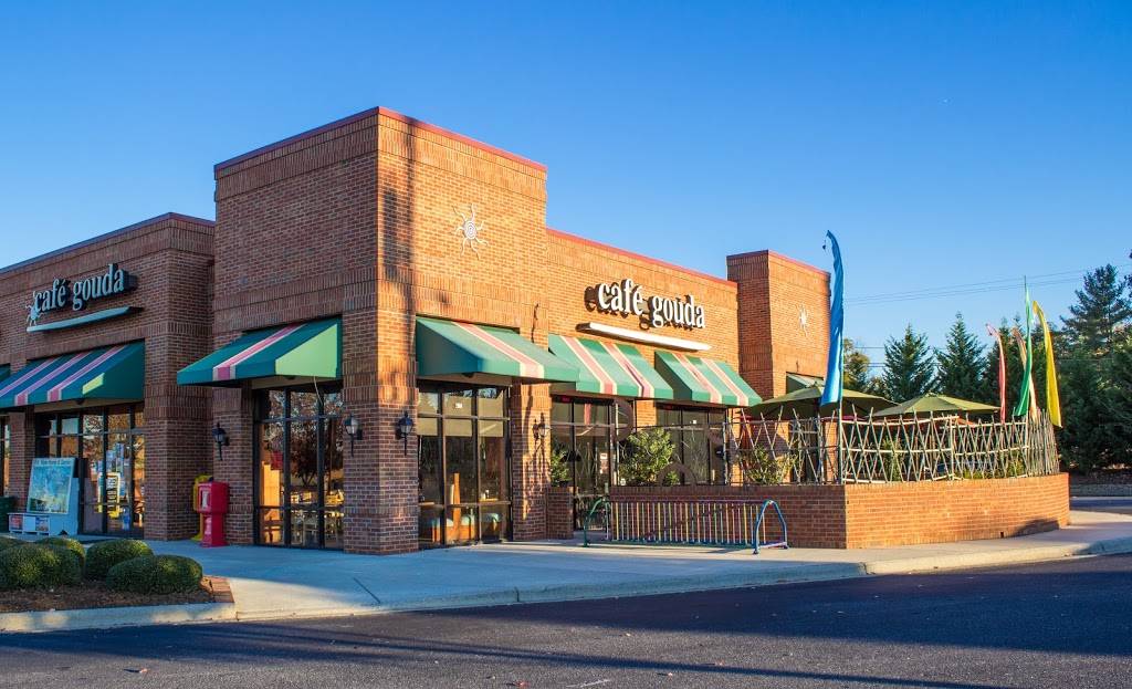 Cafe Gouda | cafe | 2960 N Center St, Hickory, NC 28601, USA | 8282671300 OR +1 828-267-1300