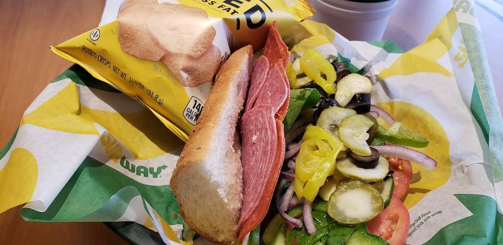 Subway Restaurants | restaurant | 3279 Auburn Rd, Auburn Hills, MI 48326, USA | 2482994431 OR +1 248-299-4431