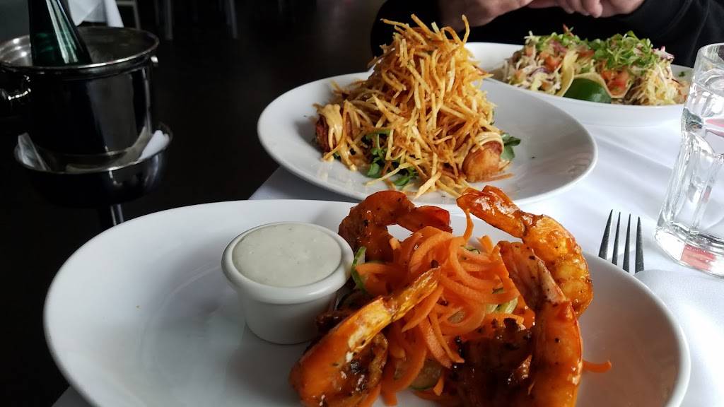 Clyde Fraziers Wine & Dine | restaurant | 485 10th Ave, New York, NY 10018, USA | 2128421110 OR +1 212-842-1110