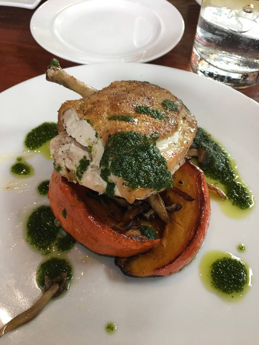 Oakleaf | restaurant | 310 E Main St, Carrboro, NC 27510, USA | 9842340054 OR +1 984-234-0054