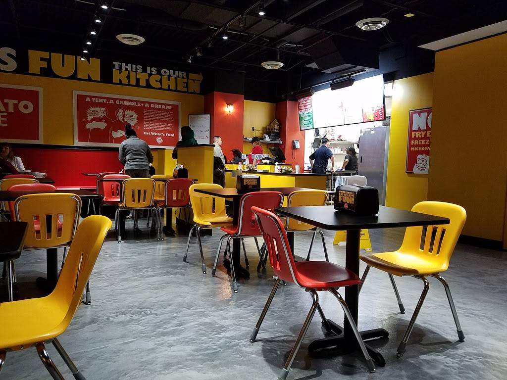 Pita Pit | restaurant | 13309 Pearl Rd, Strongsville, OH 44136, USA | 4402688677 OR +1 440-268-8677