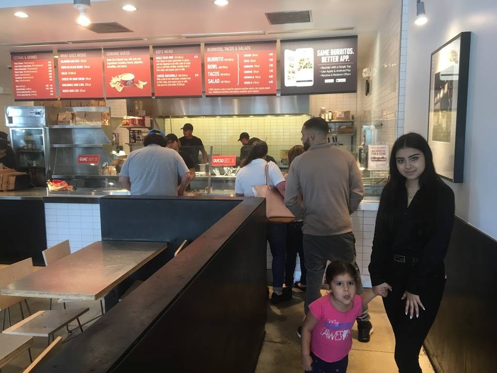 Chipotle Mexican Grill | restaurant | 18461 NW 67th Ave, Hialeah, FL 33015, USA | 3055584282 OR +1 305-558-4282