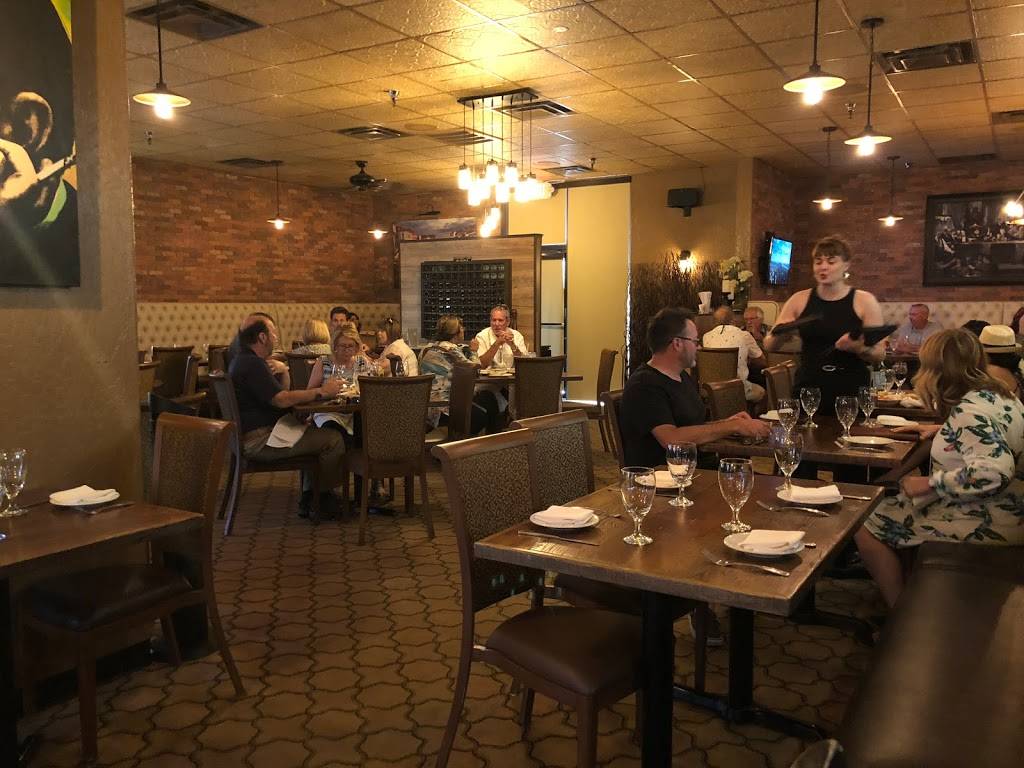 Chef Marcs Trattoria | restaurant | 8615 W Sahara Ave, Las Vegas, NV 89117, USA | 7022336272 OR +1 702-233-6272