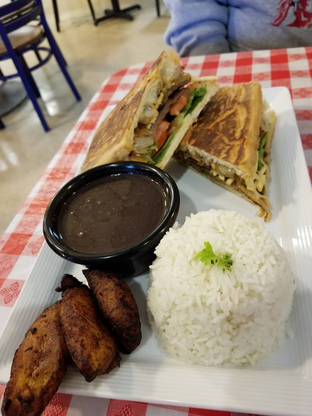 Dcuban cafe 2 | restaurant | 197 N Norcross Tucker Rd, Norcross, GA 30071, USA | 6784047794 OR +1 678-404-7794