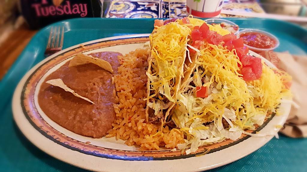 Rosas Café & Tortilla Factory | restaurant | 1920 Martin Dr, Weatherford, TX 76086, USA | 8175995335 OR +1 817-599-5335