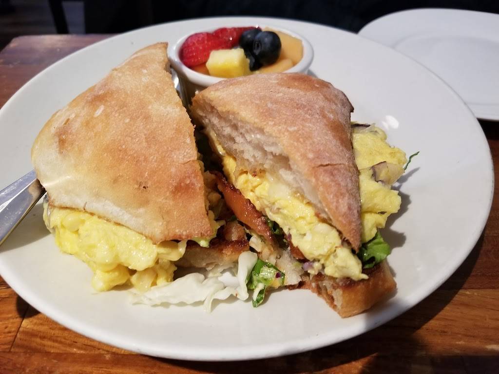 B Star | restaurant | 127 Clement St, San Francisco, CA 94118, USA | 4159339900 OR +1 415-933-9900