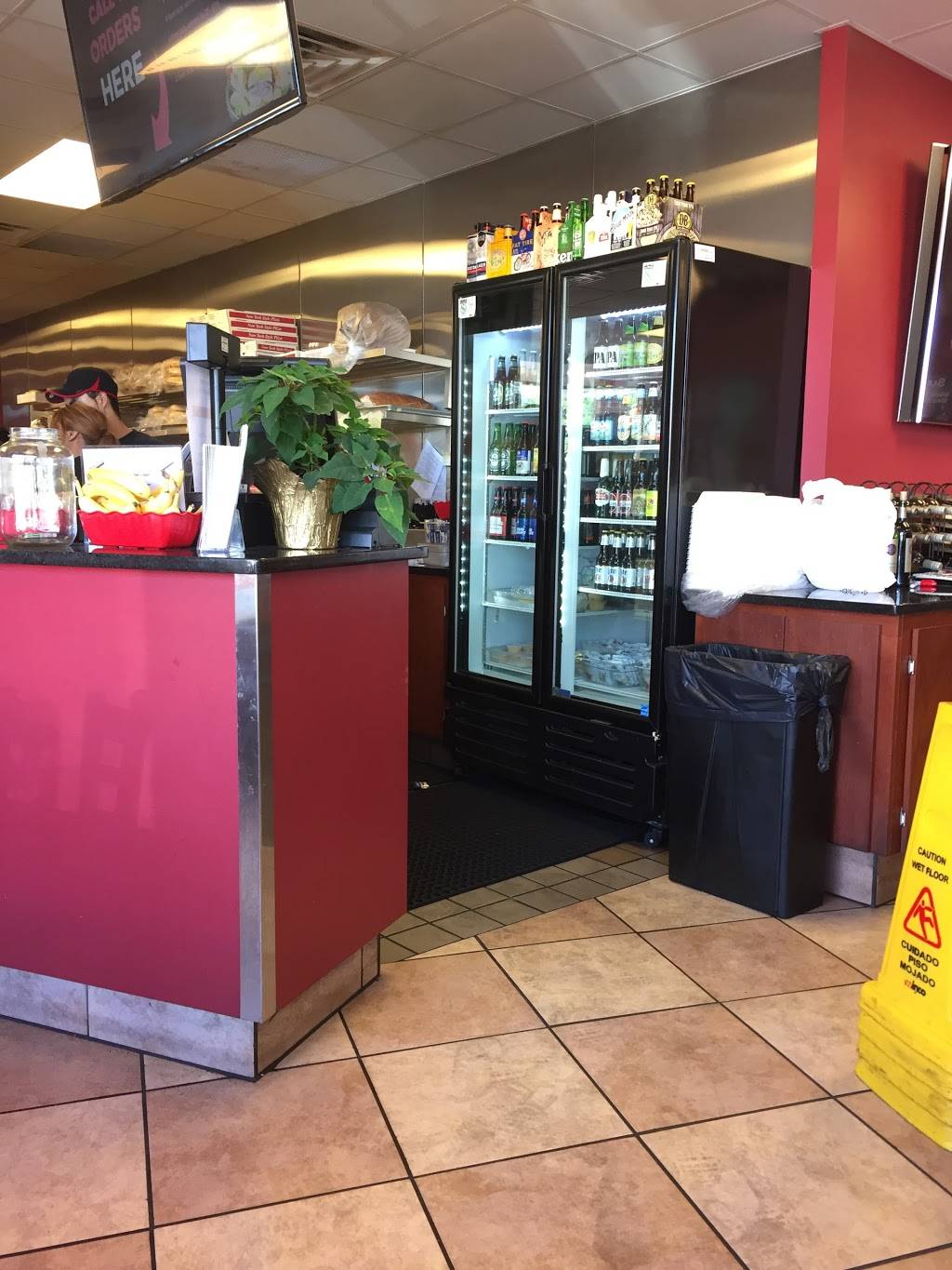 Santinis New York Style Deli | restaurant | 1443 Chain Bridge Rd, McLean, VA 22101, USA | 7037487777 OR +1 703-748-7777