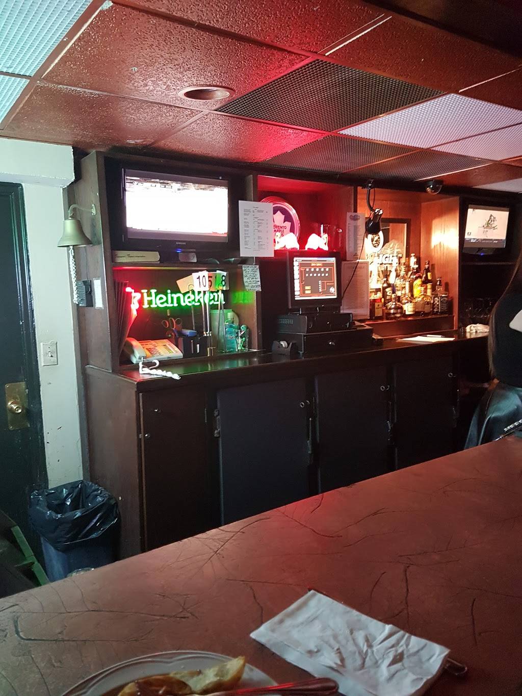 Fox & Fiddle | restaurant | 1285 Finch Ave W, North York, ON M3J 2G5, Canada | 4166331286 OR +1 416-633-1286