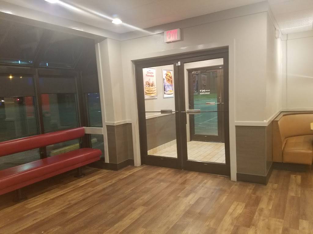 IHOP | restaurant | 1801 N Belt Line Rd, Irving, TX 75061, USA | 9729860035 OR +1 972-986-0035