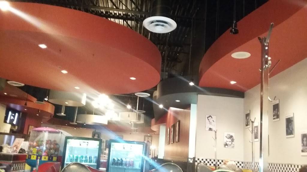 Nickels Deli Restaurants | restaurant | 1075 Boulevard Firestone, Joliette, QC J6E 6X6, Canada | 4507525588 OR +1 450-752-5588