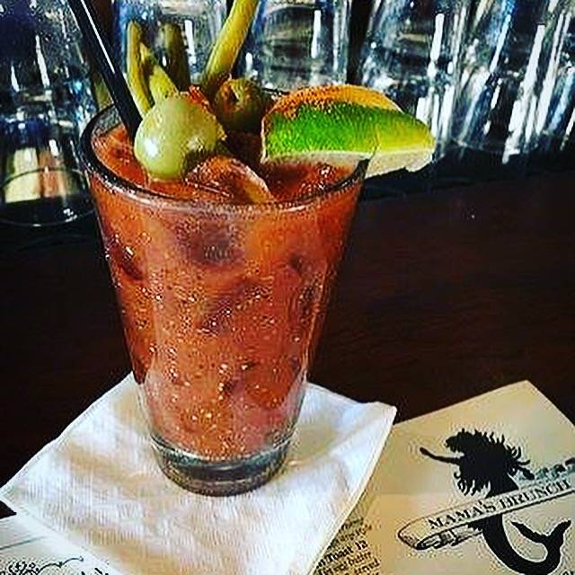 Mamas On the Half Shell | restaurant | 2901 ODonnell St, Baltimore, MD 21224, USA | 4102763160 OR +1 410-276-3160