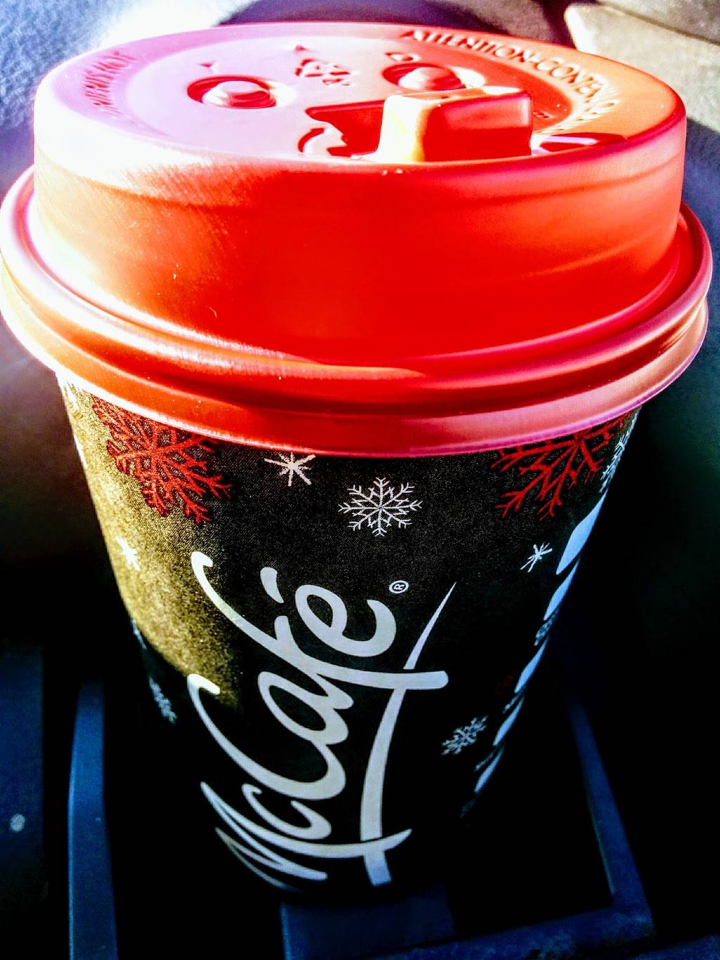 McDonalds | cafe | 899 Boulevard de Périgny, Chambly, QC J3L 4Y2, Canada | 4506585775 OR +1 450-658-5775